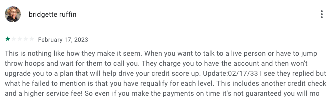 Grow Credit negative customer review complaining about app.